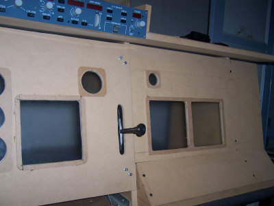 IMG_B737TDJ_TDJ0301e 400x300