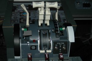 B737TDJ0402b FSC